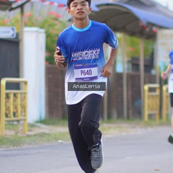 Runner Photo 3456605