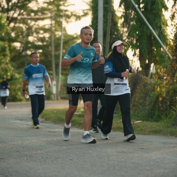 Runner Photo 3456614