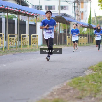 Runner Photo 3456625