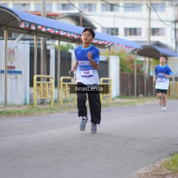 Runner Photo 3456638