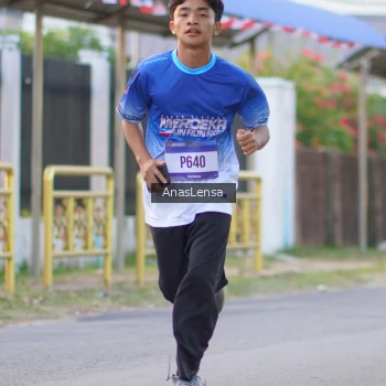 Runner Photo 3456639