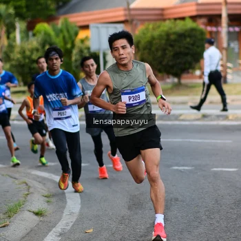 Runner Photo 3456645