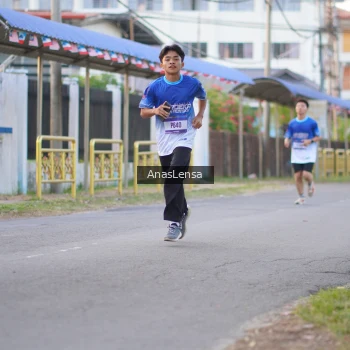 Runner Photo 3456654