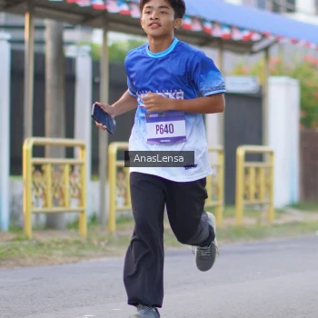 Runner Photo 3456659