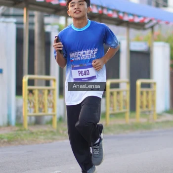 Runner Photo 3456670