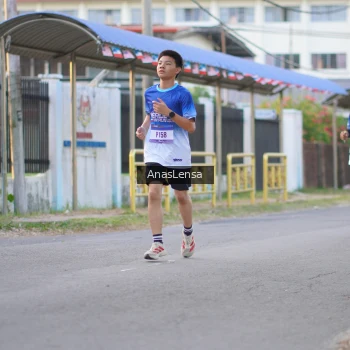 Runner Photo 3456677