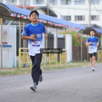 Runner Photo 3456679