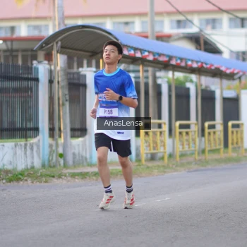 Runner Photo 3456697