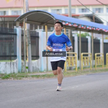 Runner Photo 3456704