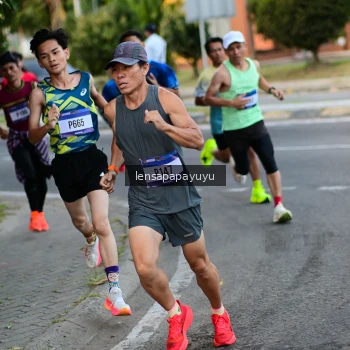 Runner Photo 3456710