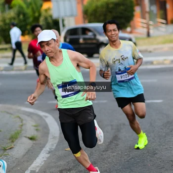Runner Photo 3456744