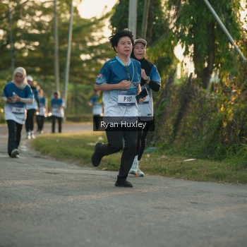 Runner Photo 3456745