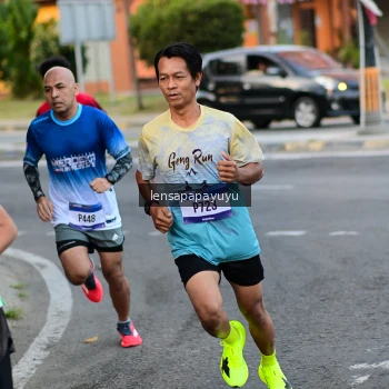 Runner Photo 3456750