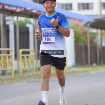 Runner Photo 3456756