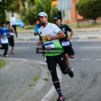 Runner Photo 3456788