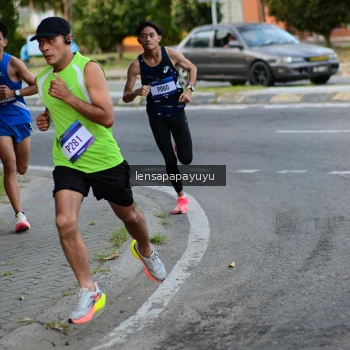 Runner Photo 3456836