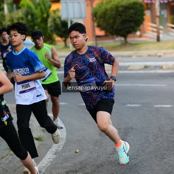 Runner Photo 3456840