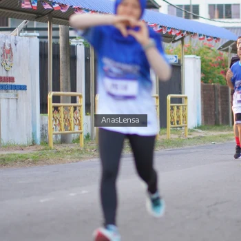 Runner Photo 3456874