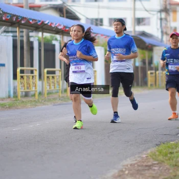 Runner Photo 3456891