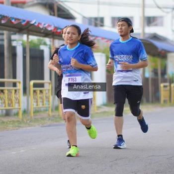 Runner Photo 3456893
