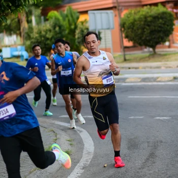 Runner Photo 3456936
