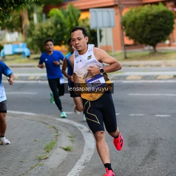 Runner Photo 3456937