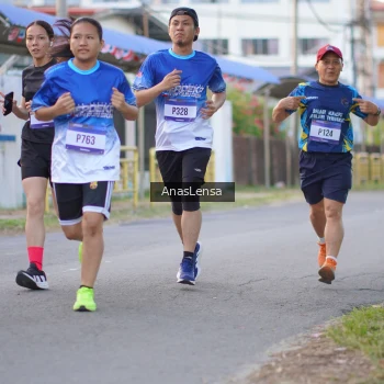 Runner Photo 3456951