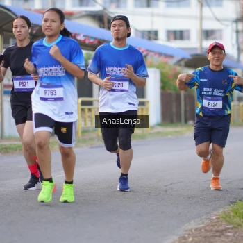 Runner Photo 3456964
