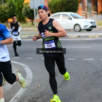 Runner Photo 3457001