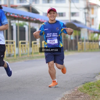 Runner Photo 3457005