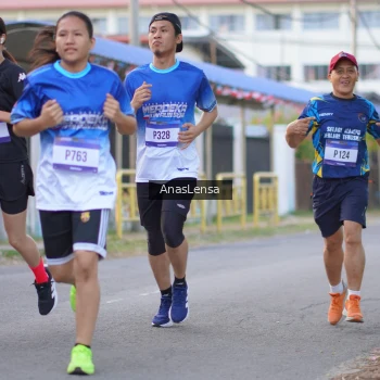 Runner Photo 3457025