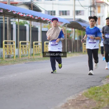 Runner Photo 3457045