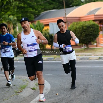 Runner Photo 3457049