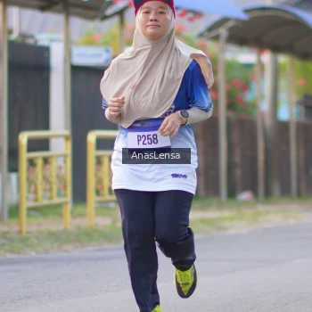 Runner Photo 3457053