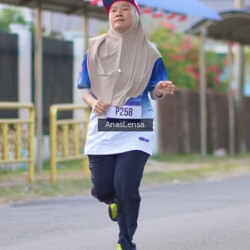 Runner Photo 3457059