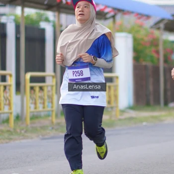 Runner Photo 3457077