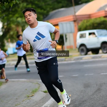 Runner Photo 3457079