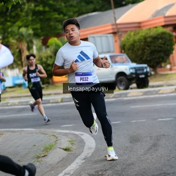 Runner Photo 3457086