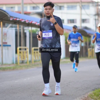 Runner Photo 3457147