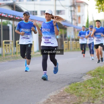 Runner Photo 3457151