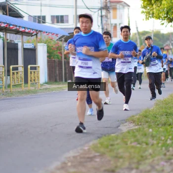 Runner Photo 3457203