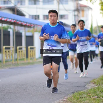 Runner Photo 3457227