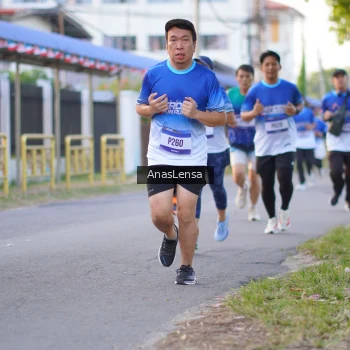 Runner Photo 3457228