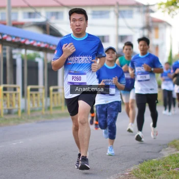 Runner Photo 3457258