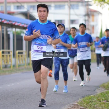 Runner Photo 3457278