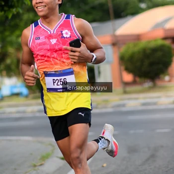 Runner Photo 3457328