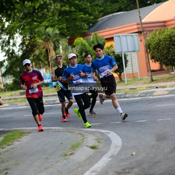 Runner Photo 3457350