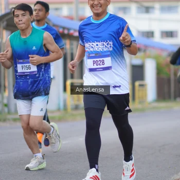 Runner Photo 3457386