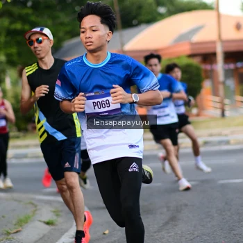 Runner Photo 3457441