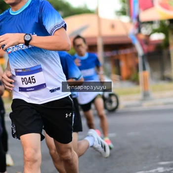 Runner Photo 3457505